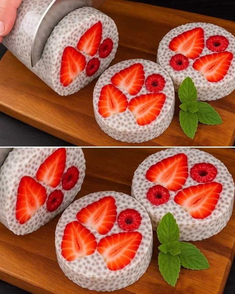 Chia puding s čerstvými bobuľami na tanieri