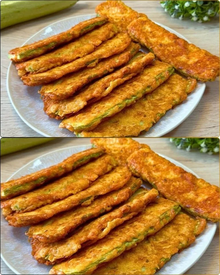 Chutné cuketové placky s bylinkami a syrom na tanieri.