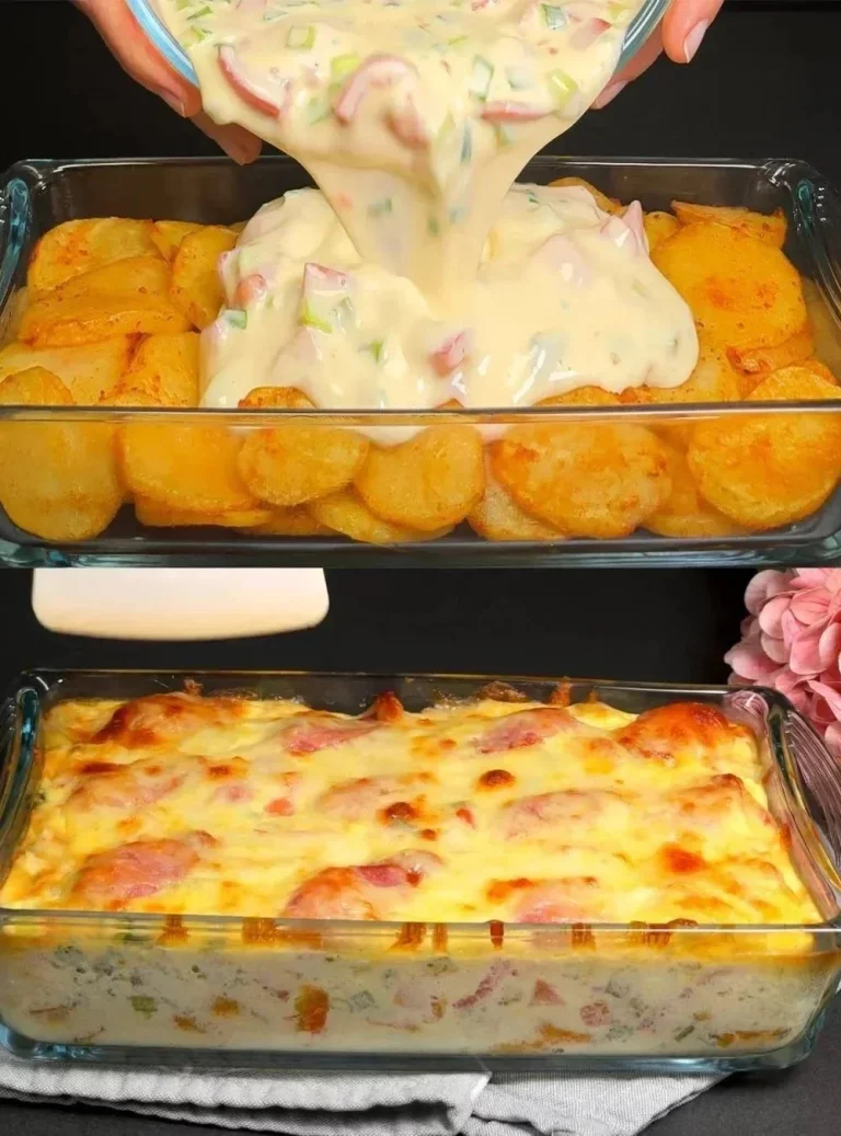 Gratinované zemiaky s klobáskami a vajciami na tanieri