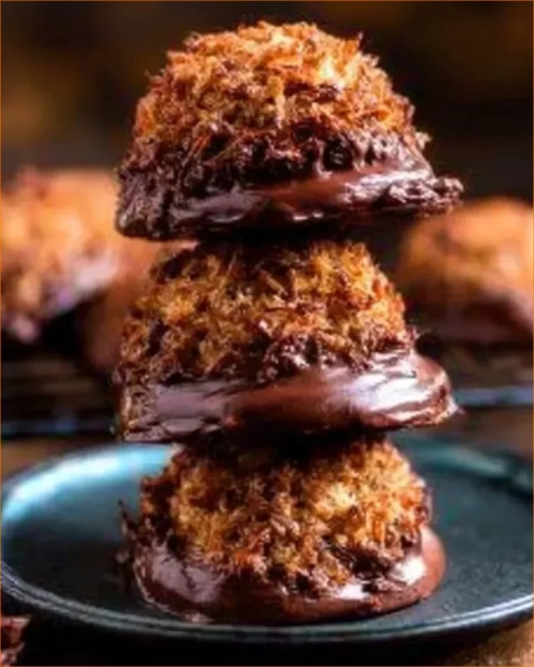 Cookies bez múky s čokoládou a kokosom na tanieri