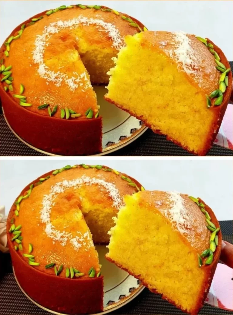 Oranžový koláč s citrusovým krémom na tanieri