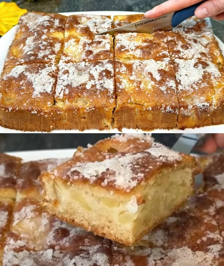 Jablkový koláč pripravený za 10 minút, podávaný na tanieri.